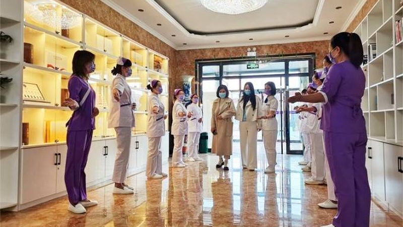婴儿抚触，从入门到精通：手法顺序图解